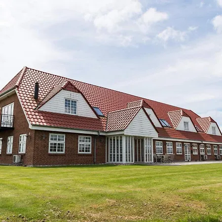 24 Person Holiday On A In Ribe
